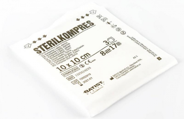 Embalagem com 5 compressas em tecido não tecido TNT esterilizadas 10x10cm
