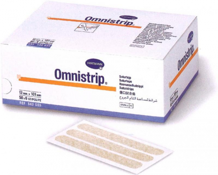 Embalagem com 6 tiras de suturas cutâneas adesivas, flexíveis e extensíveis permeáveis ao ar e água Omnistrip 12x101mm