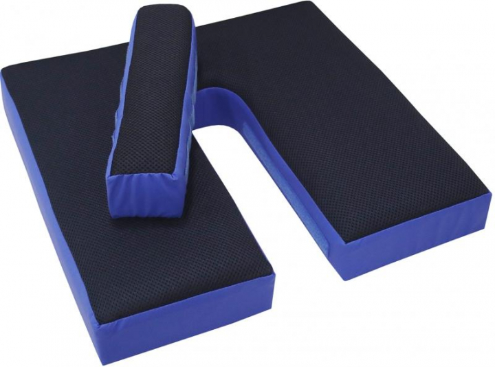Almofada/coxim anti-escara de assento quadrado em U tipo ferradura com peça em viscoelástico e capa impermeável 42x42x7cm GT110036