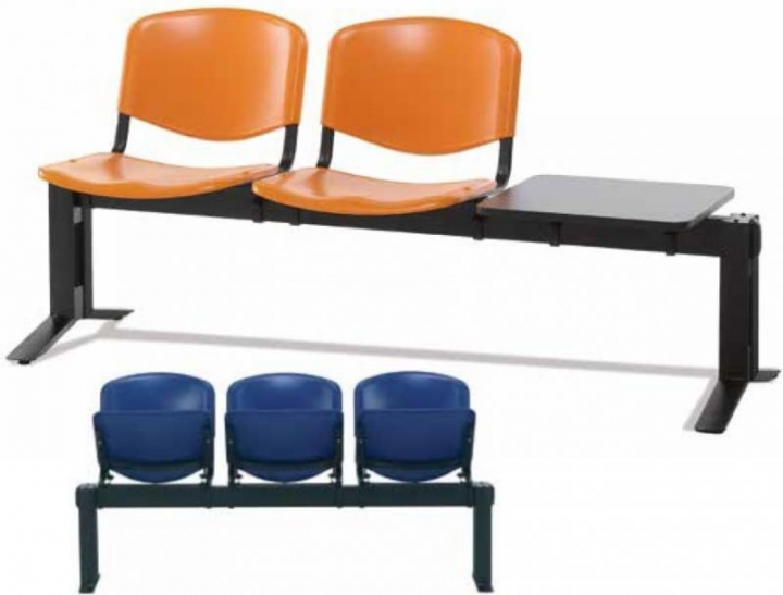 Grupo de 5 cadeiras de bancada para sala de espera com estrutura em viga metálica, encosto e assento fixos em polipropileno Multiusos 981.5