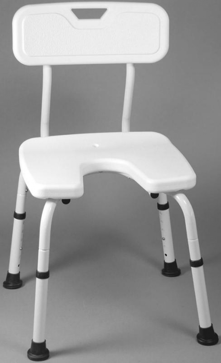 Cadeira de banho em alumínio regulável em altura, encosto e assento em U em pvc resistente e ponteiras de borracha antiderrapantes Samba AD537C